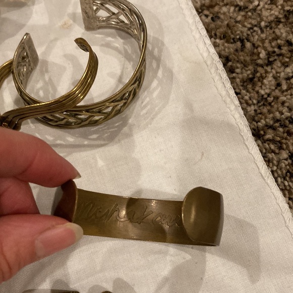 Brass brackets and bangles - Picture 5 of 5